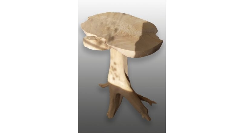 Стол деревянный