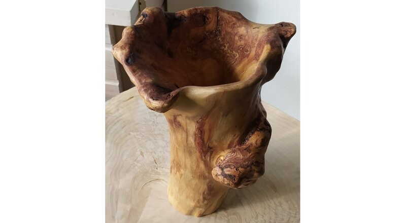 Ваза деревянная