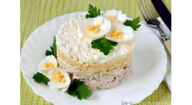 Салат «Нежность с ананасом»