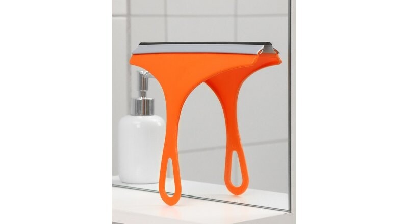 Водосгон для стекол