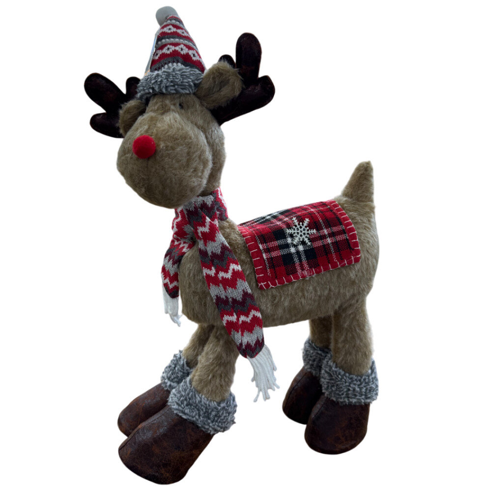 Фигура новогодняя «Олень» в вязаном колпаке с шарфиком