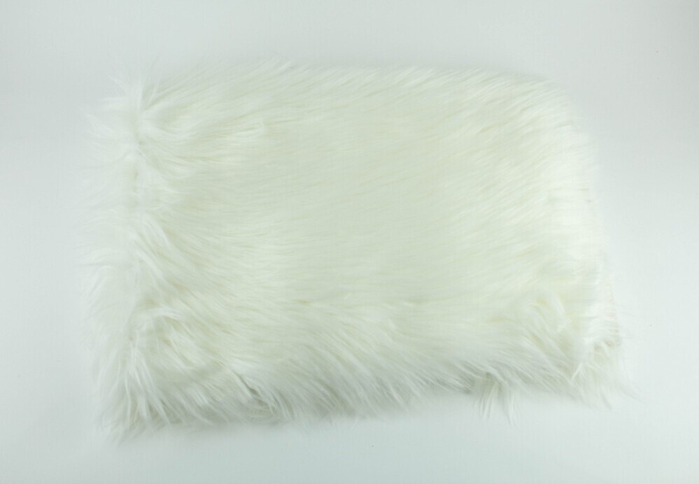 Коврик 60х90см с длинным ворсом  Белый