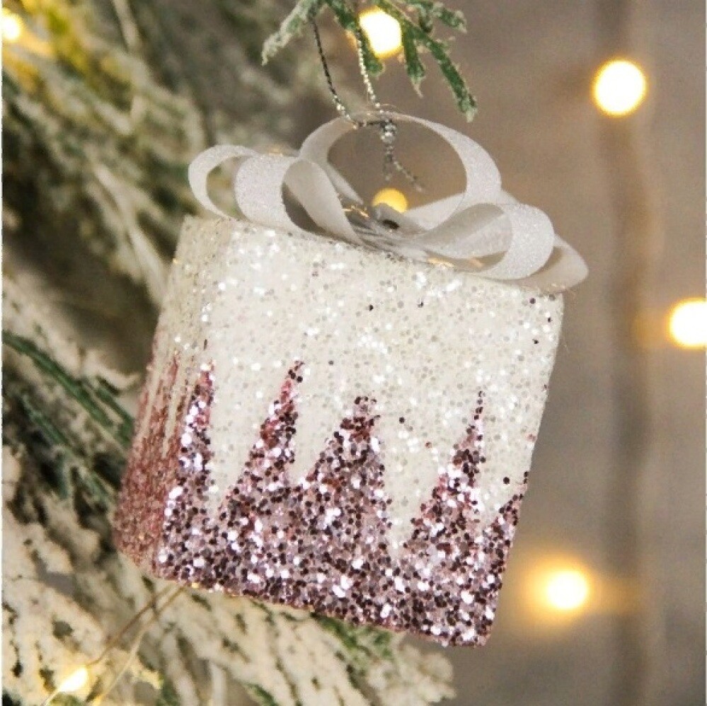 Украшение елочное 6х8см (уп. 1шт)  Кубик  с шариками розовый