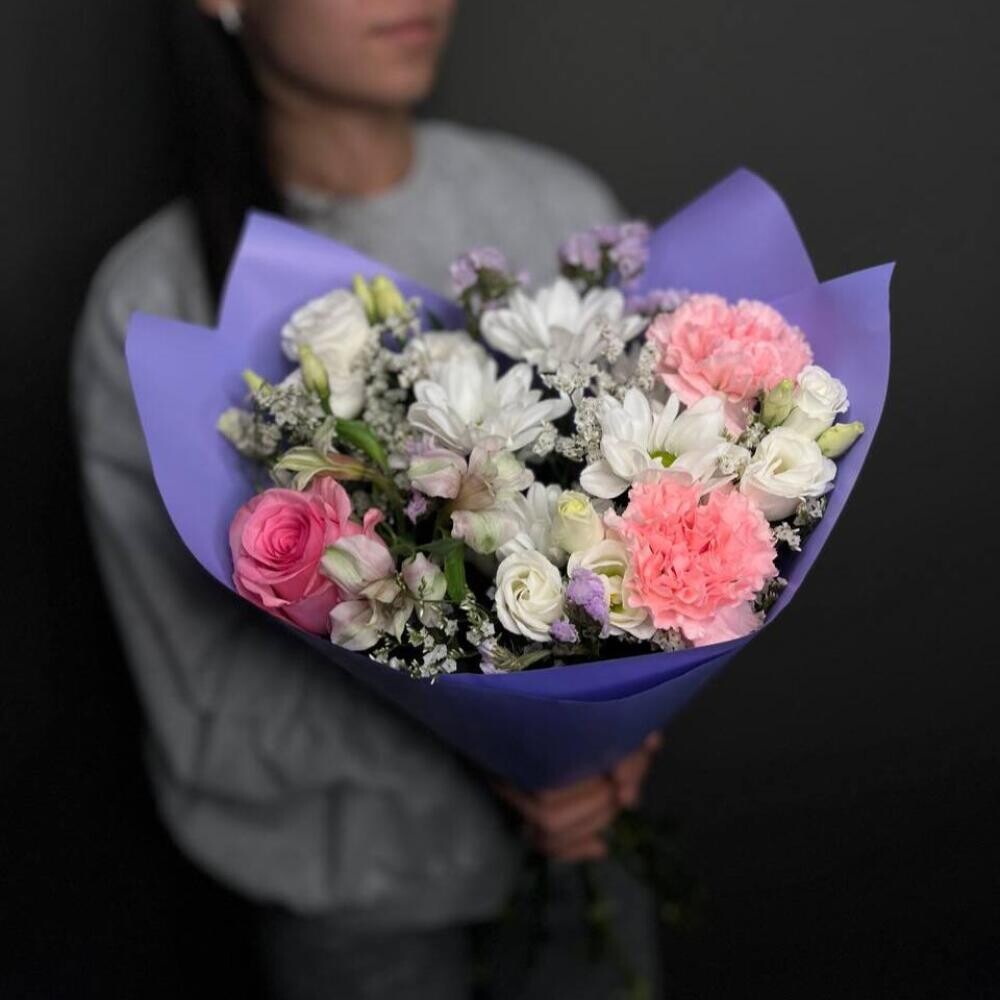 Комплимент Охапка цветов