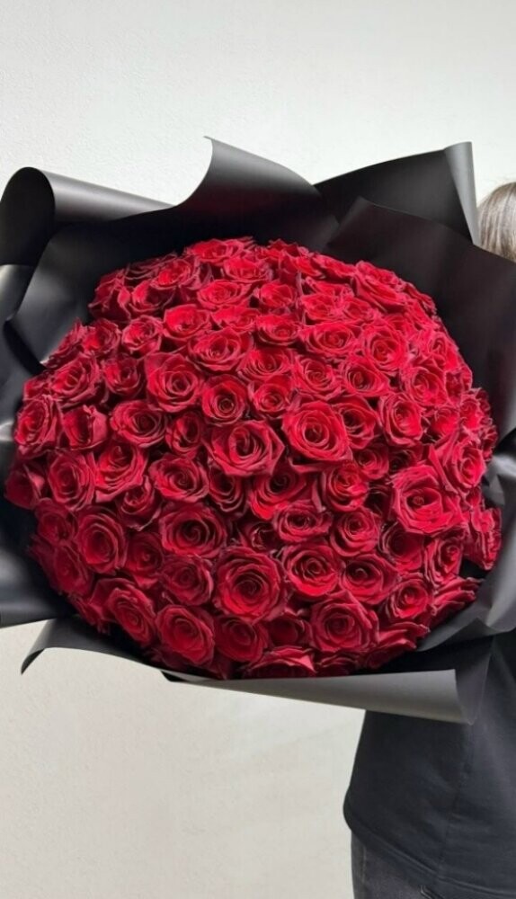 Букет из 101 розы