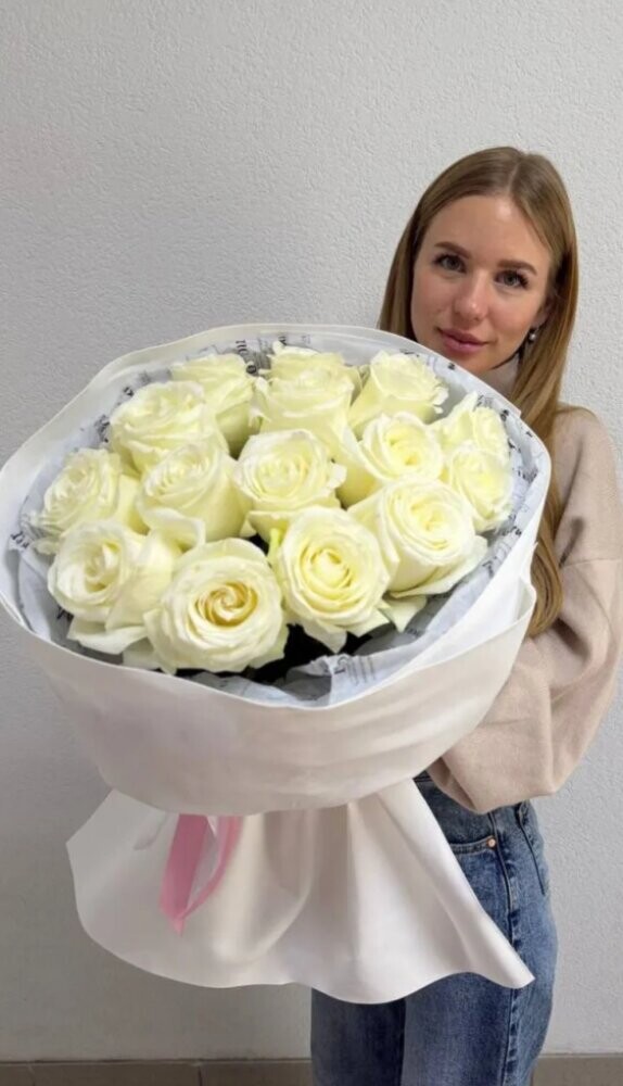 Букет из белых роз